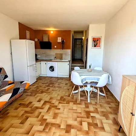 Le Fief, A Deux Pas De La Apartment *